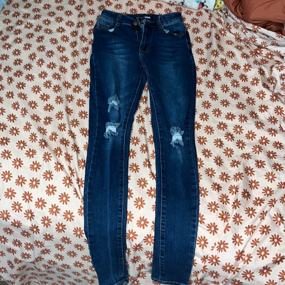 Fashion Nova Skinny jeans